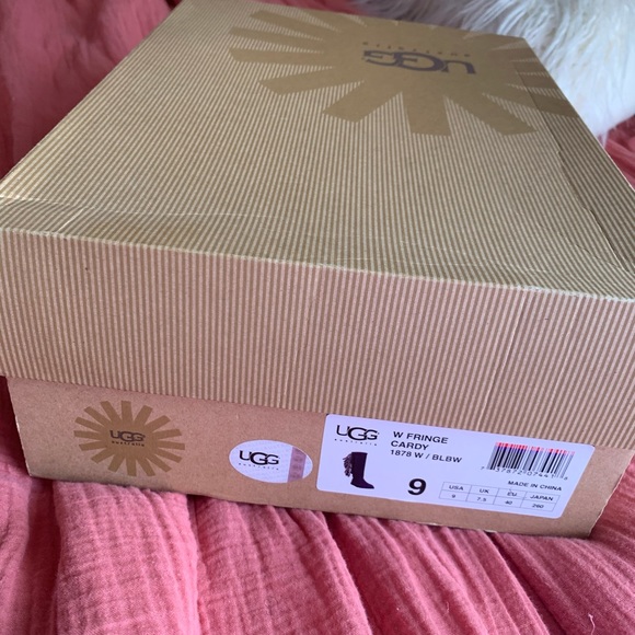 Purple Cardy Uggs π - Picture 3 of 5